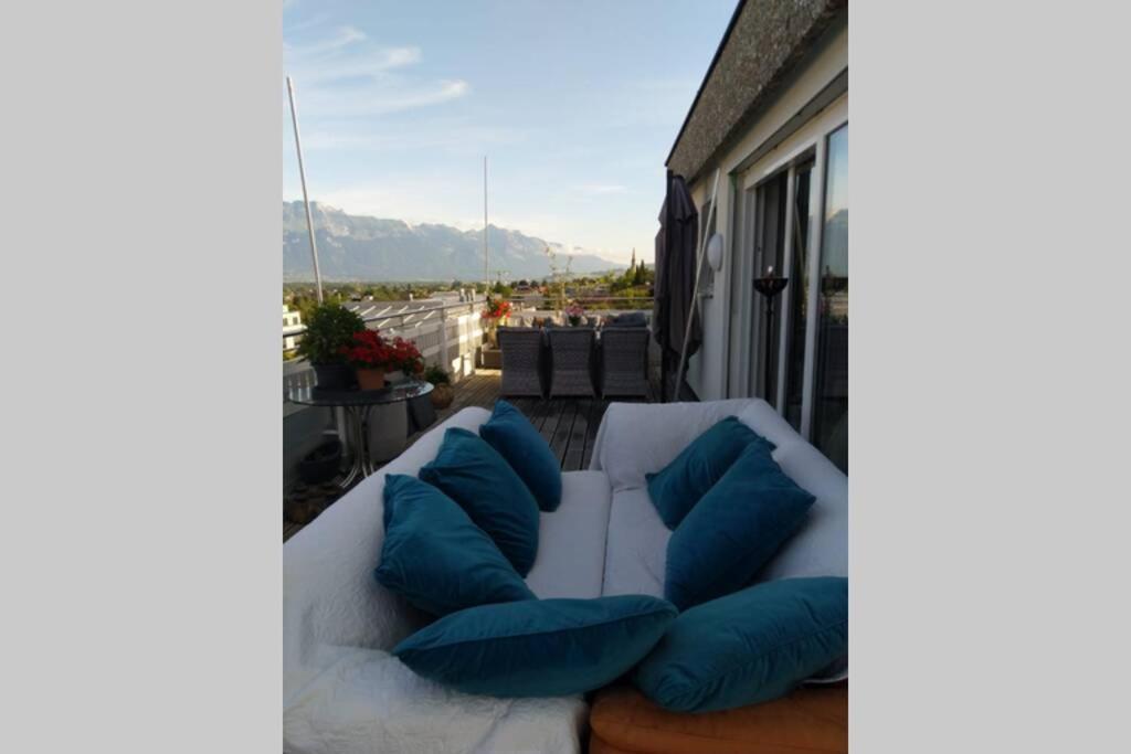 Penthouse In Schaan Leilighet Eksteriør bilde