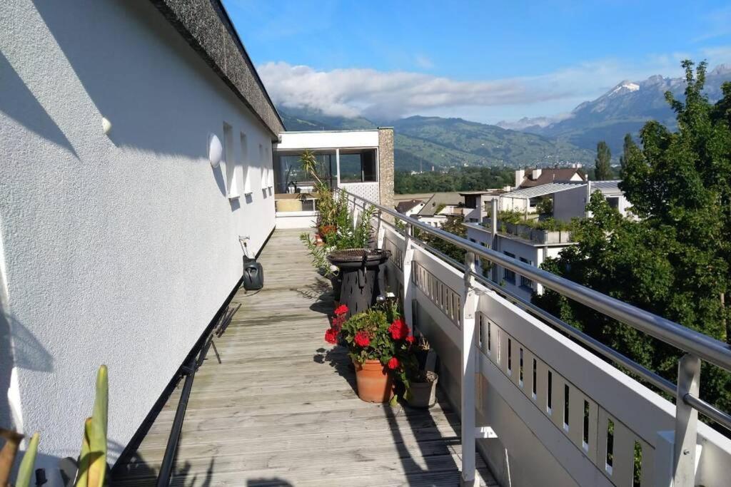 Penthouse In Schaan Leilighet Eksteriør bilde