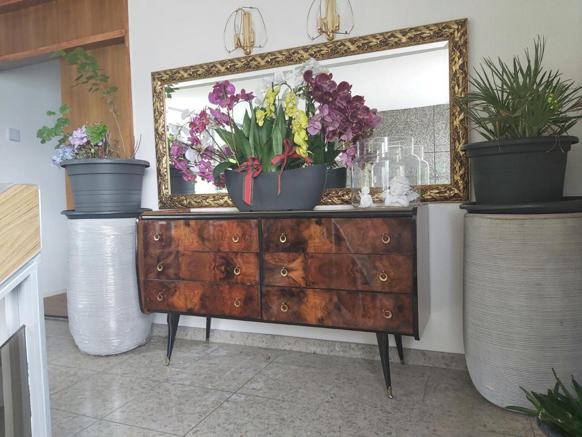 Penthouse In Schaan Leilighet Eksteriør bilde